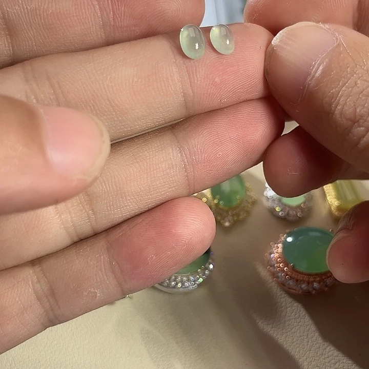 翡翠裸石缅料A货翡翠