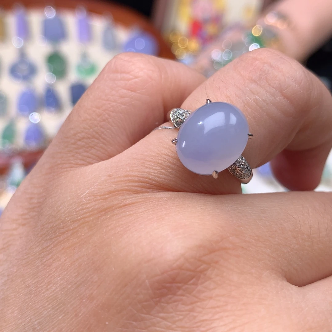 18K金镶嵌戒指翡翠紫罗兰蛋面戒指