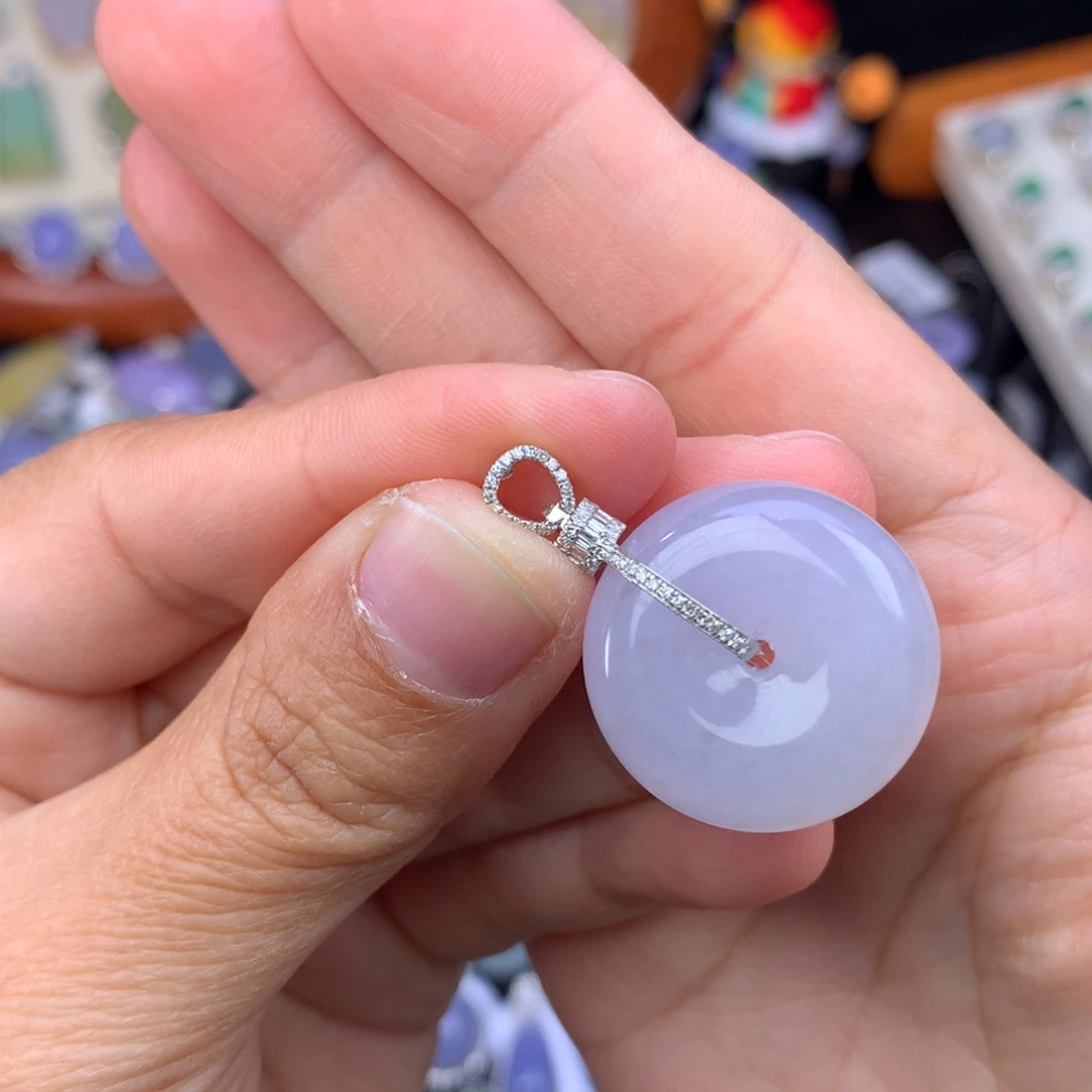 翡翠吊坠(不含链)18K金镶嵌