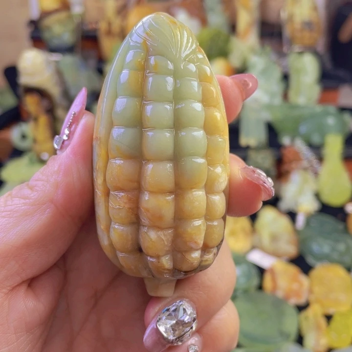 岫玉手把件未镶嵌