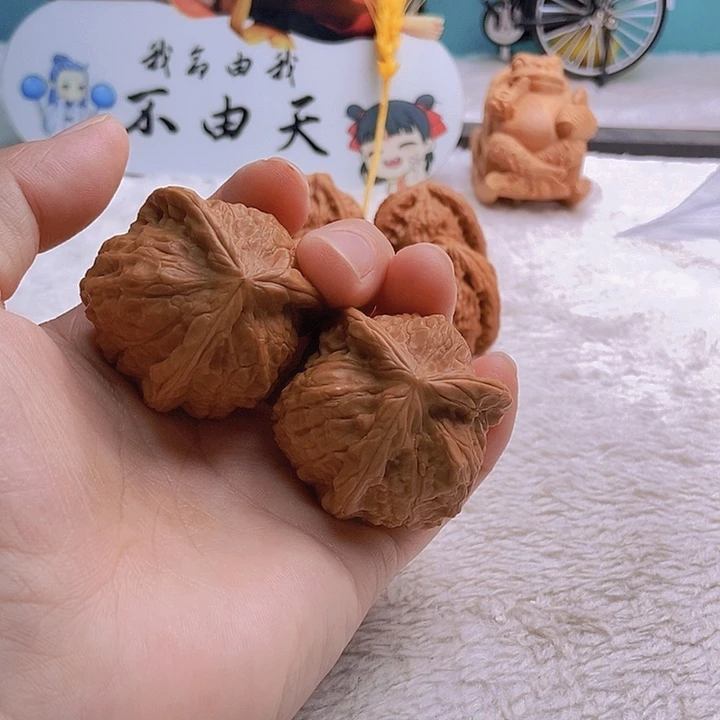 把件文玩核桃逍*游三棱