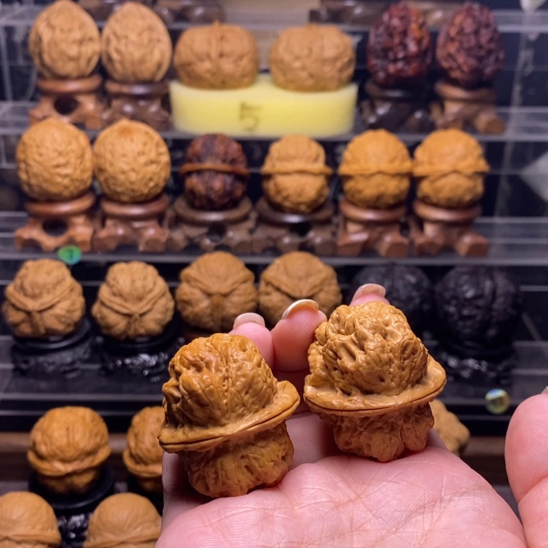 把件文玩核桃Z54血麒麟35尺