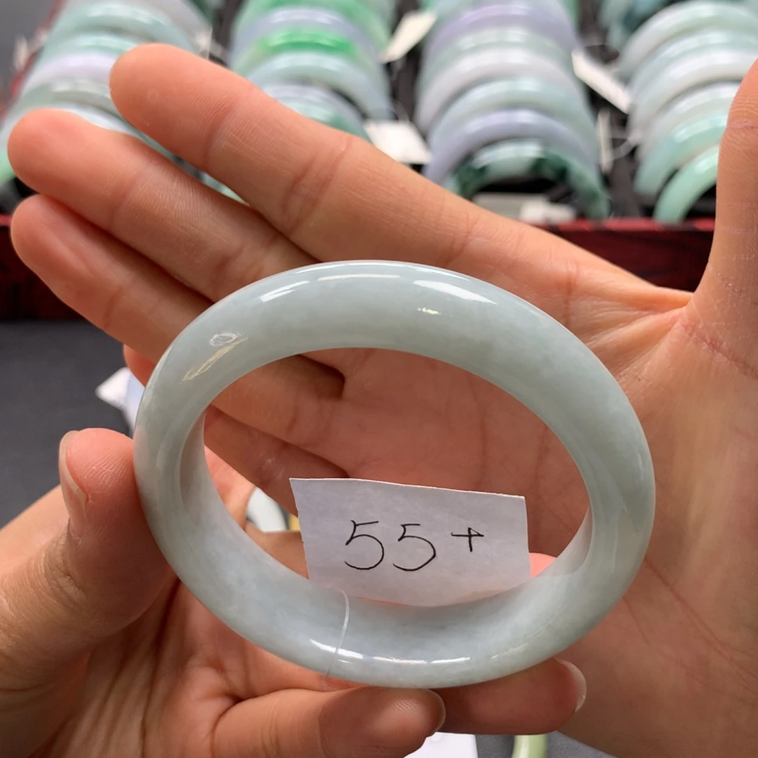 未镶嵌手镯翡翠手镯