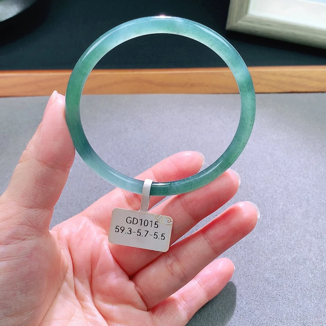 翡翠未镶嵌手镯天然翡翠手镯a货