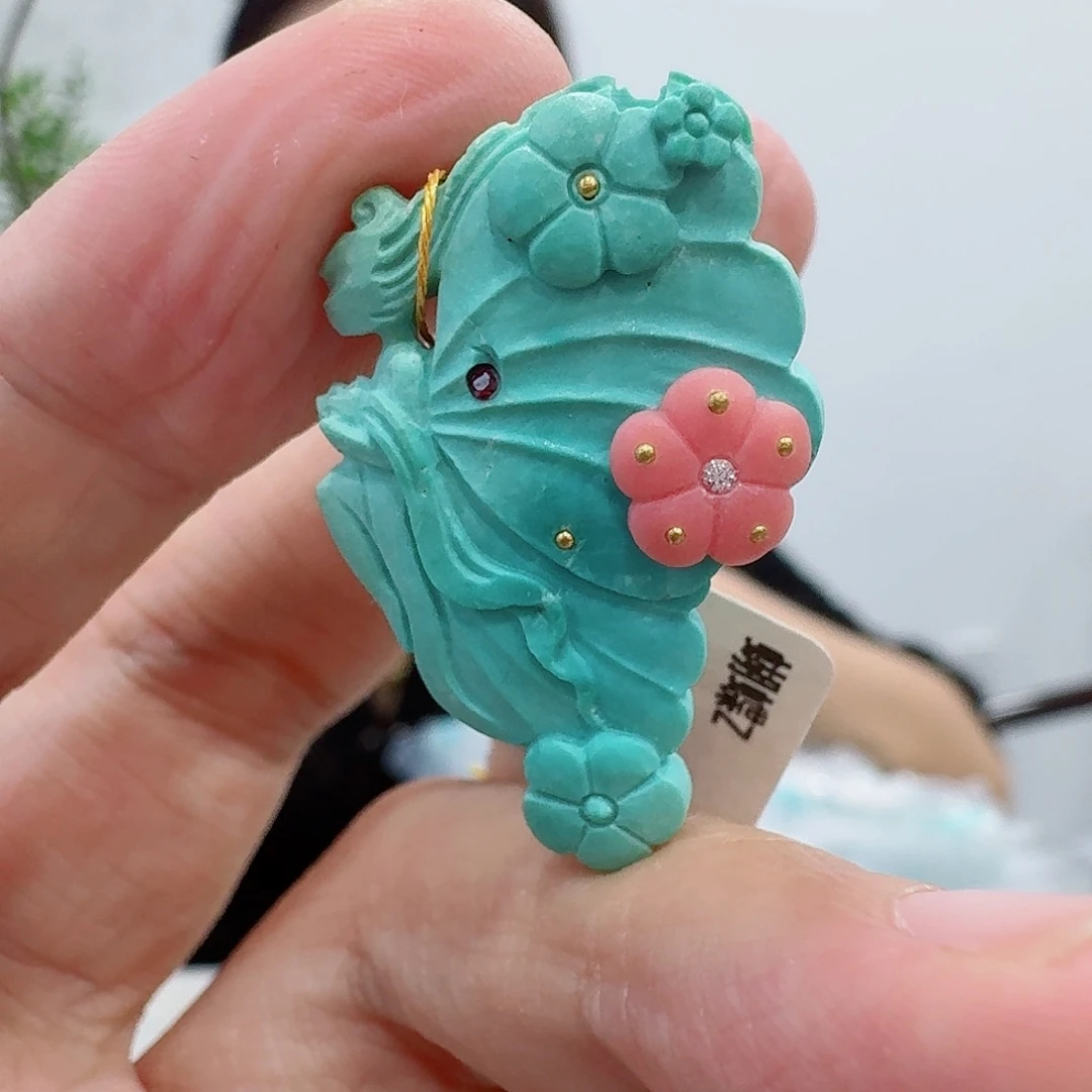 绿松石未镶嵌珠宝奇石