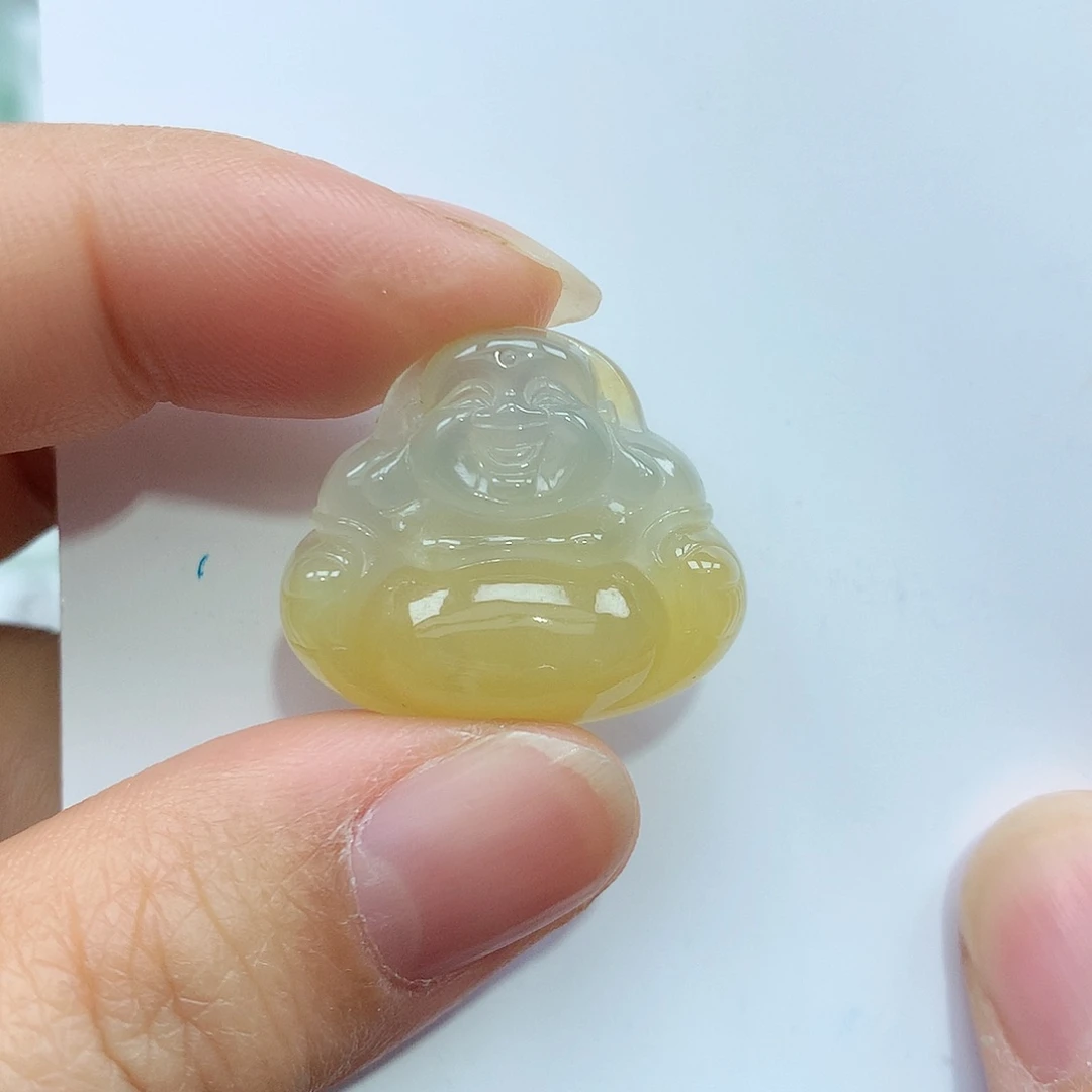 翡翠颈饰未镶嵌佛