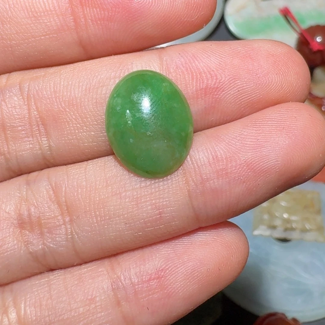 翡翠未镶嵌颈饰生****4