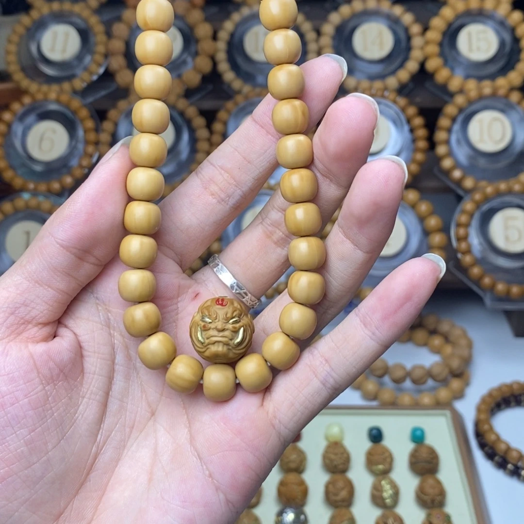 终***吊坠猴头核桃小老型➕镶嵌单颗