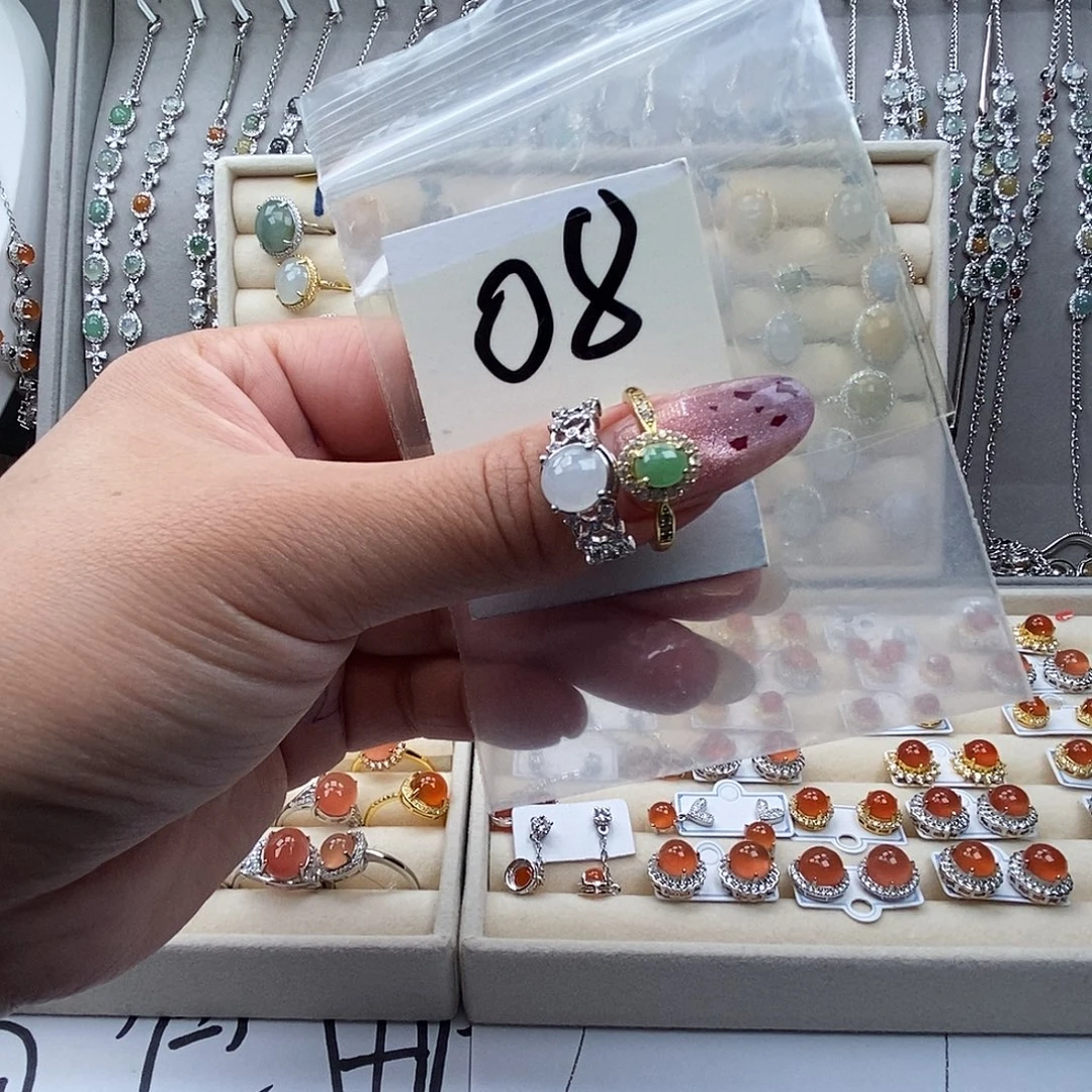 翡翠未镶嵌戒指缅甸