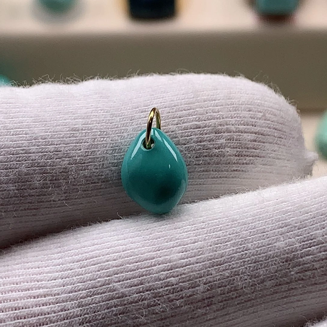 绿松石18K金镶嵌颈饰