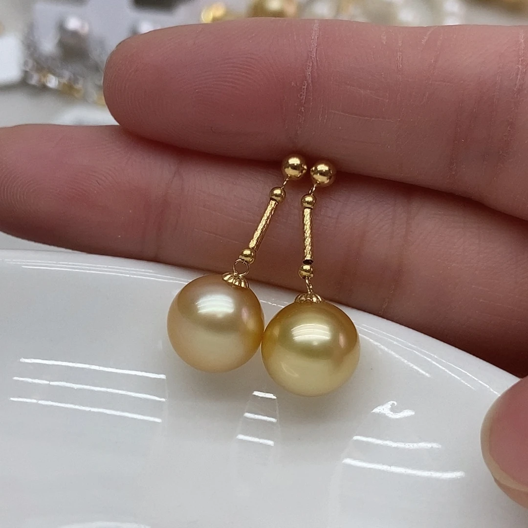 海水珍珠18K金镶嵌耳饰