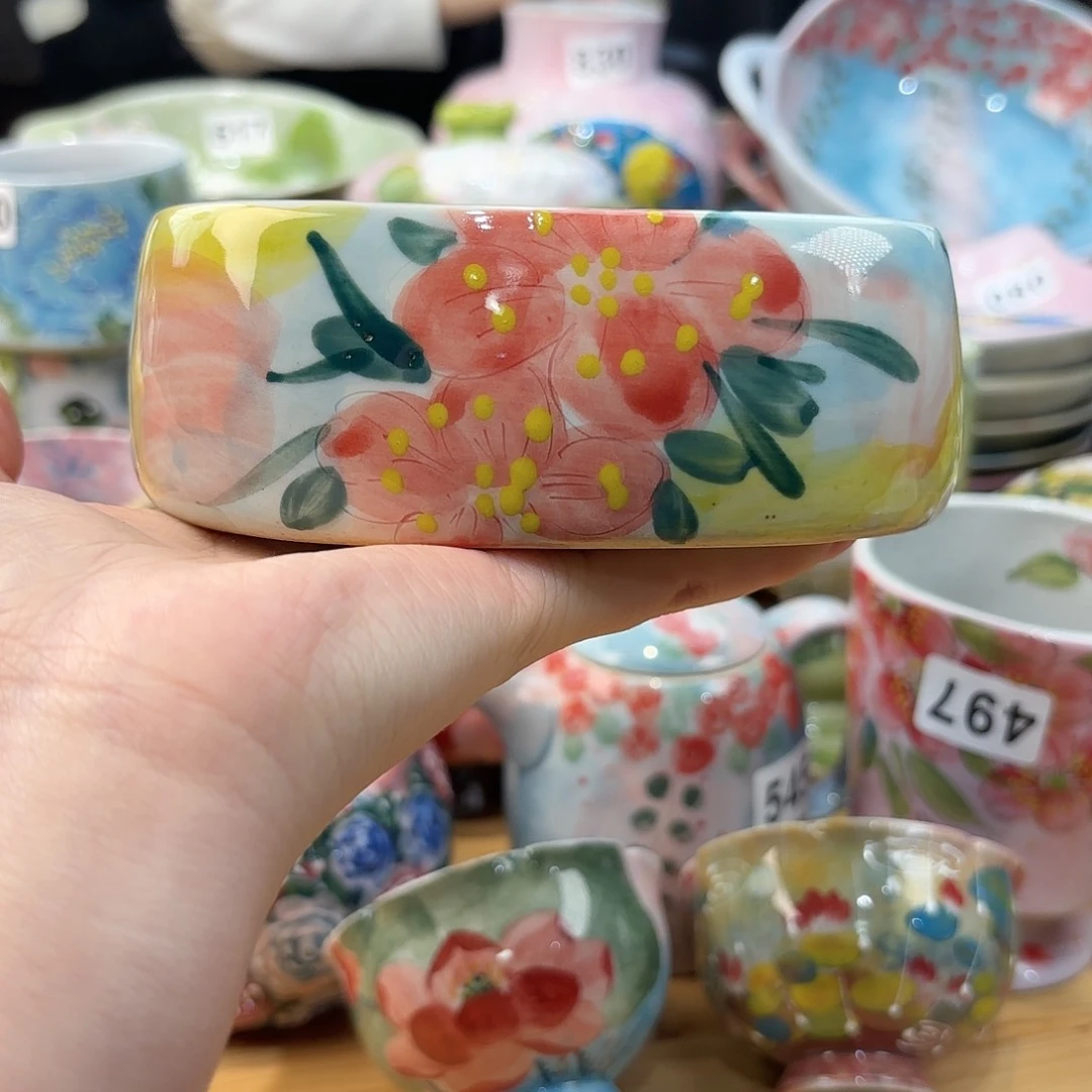 瓷片兔兔盖茨。兔兔好