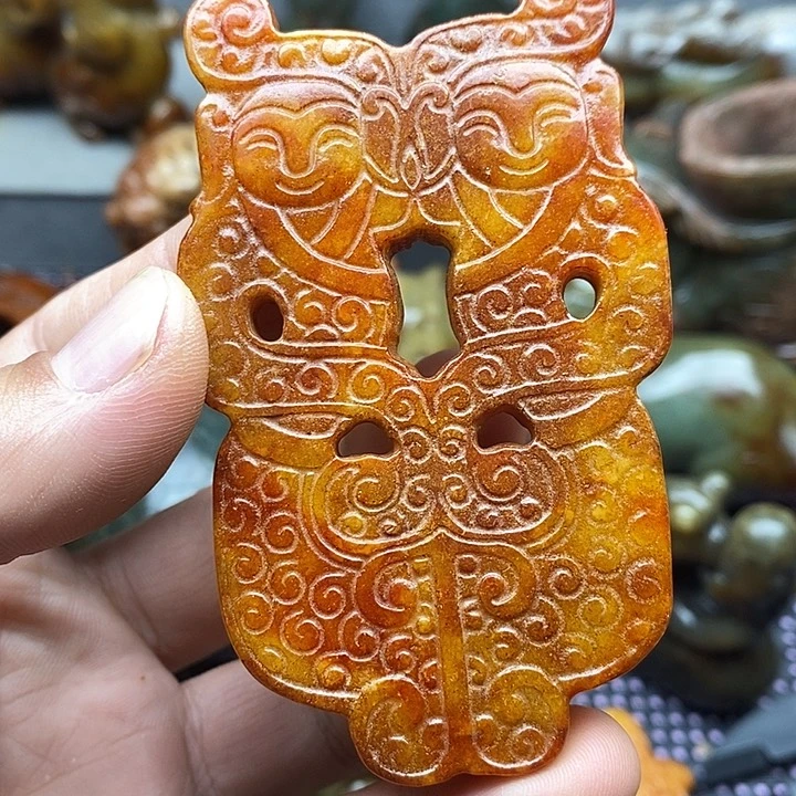未镶嵌蛇纹石玉颈饰
