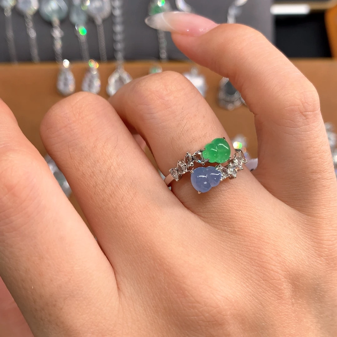 还***。翡翠18K金镶嵌戒指戒指