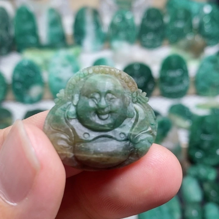 未镶嵌独山玉颈饰