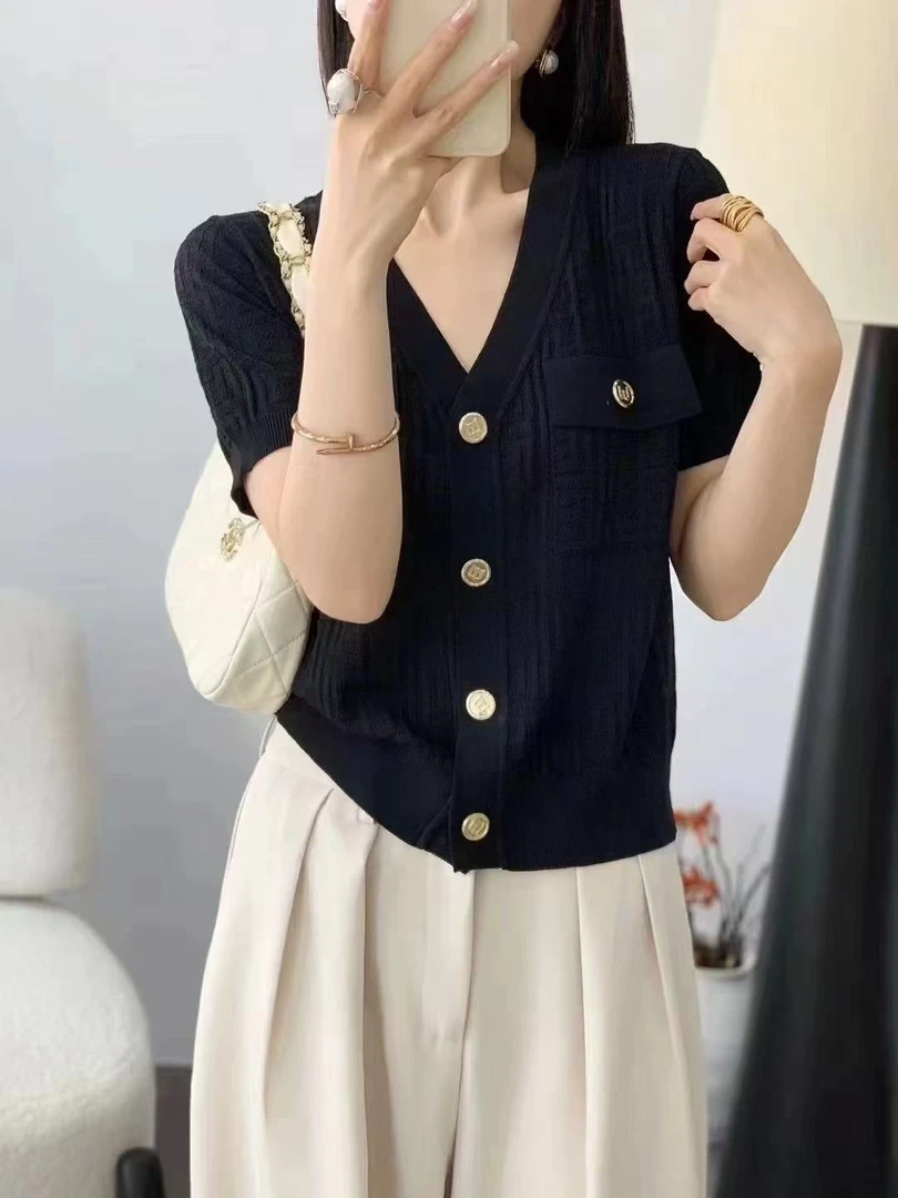 【蕾姐】新款单排扣V领显瘦女款短袖宽松百搭洋气针织开衫0326561