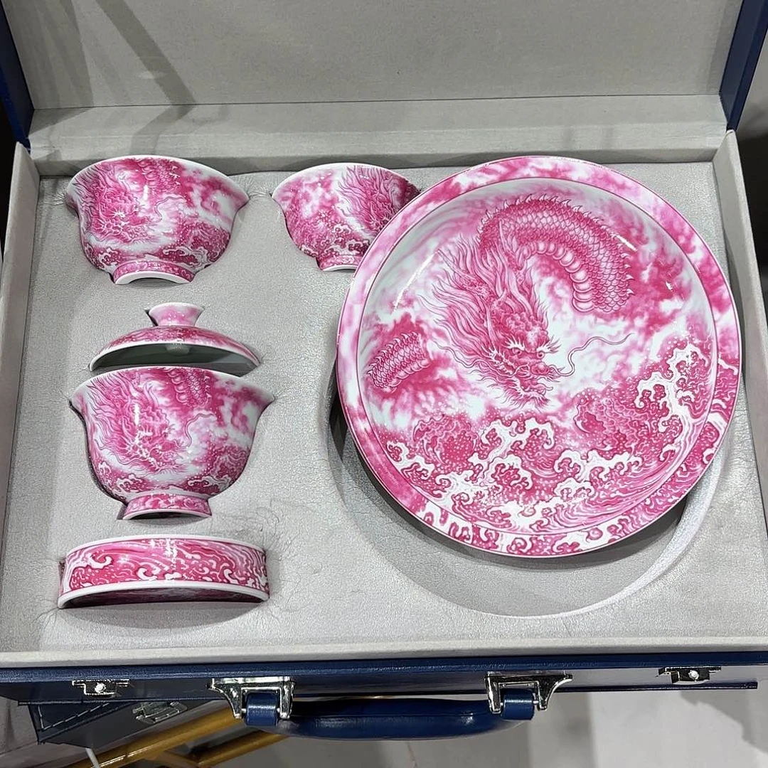 瓷片景德镇陶瓷学院副院长兼美术