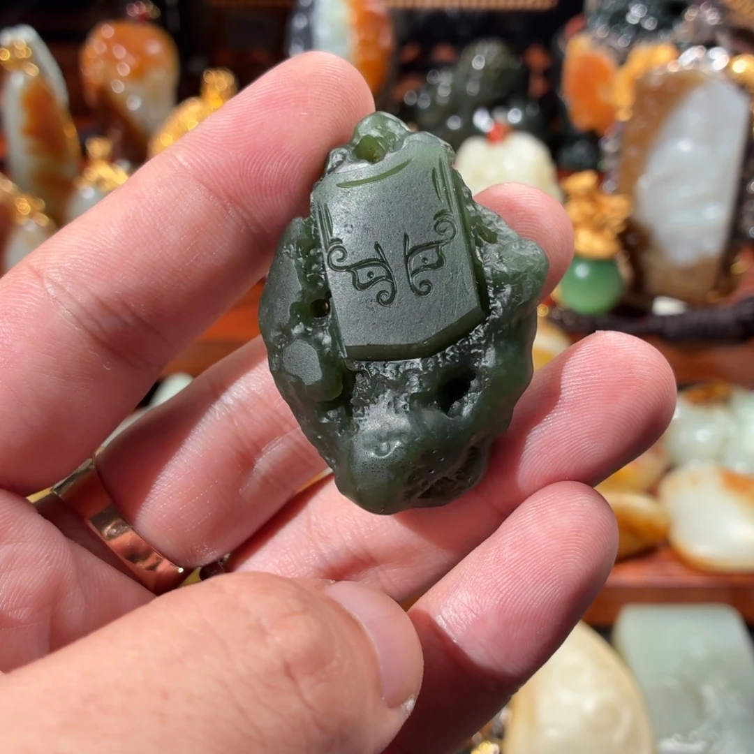 和田玉（子料）未镶嵌颈饰