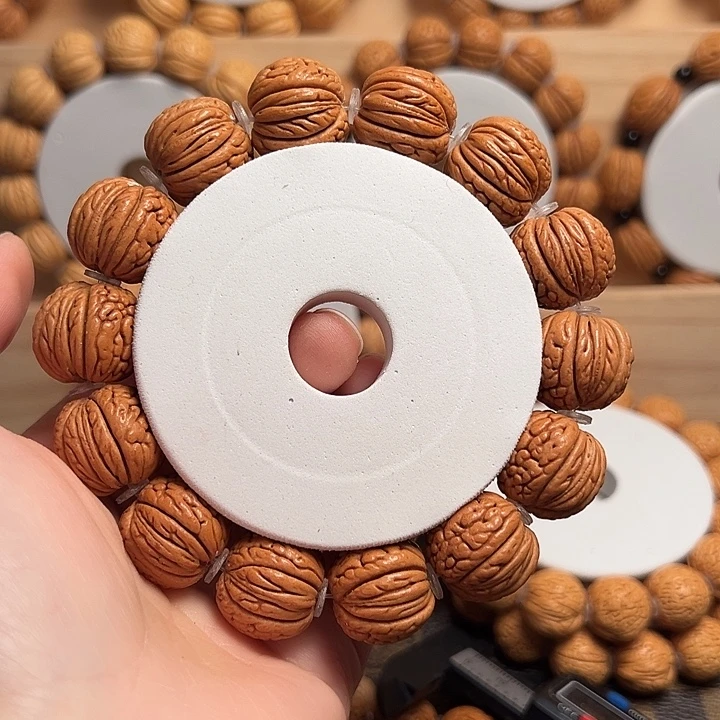 桃核吊坠桃核手串铁扇公主18尺寸