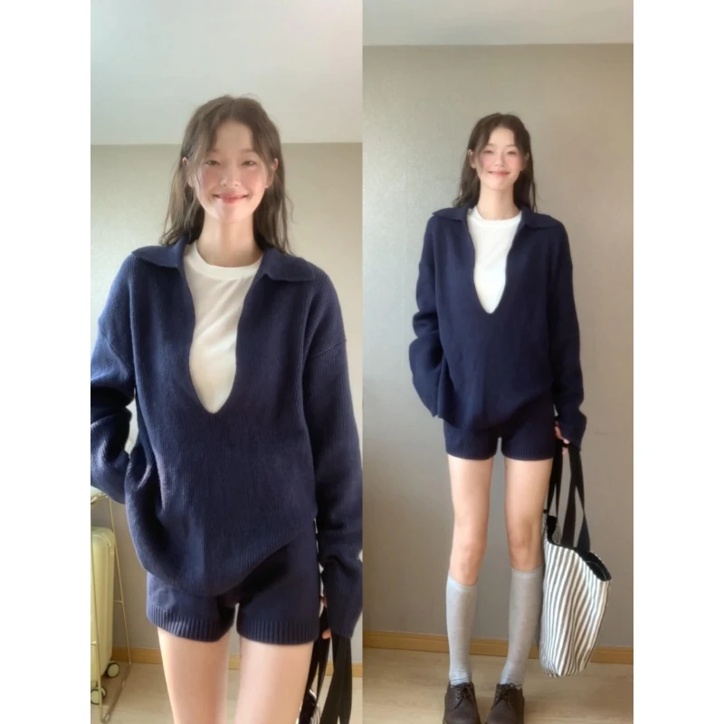 MARIE.COCO慵懒松弛感休闲穿搭藏青色长袖针织毛衣秋季显瘦短裤子