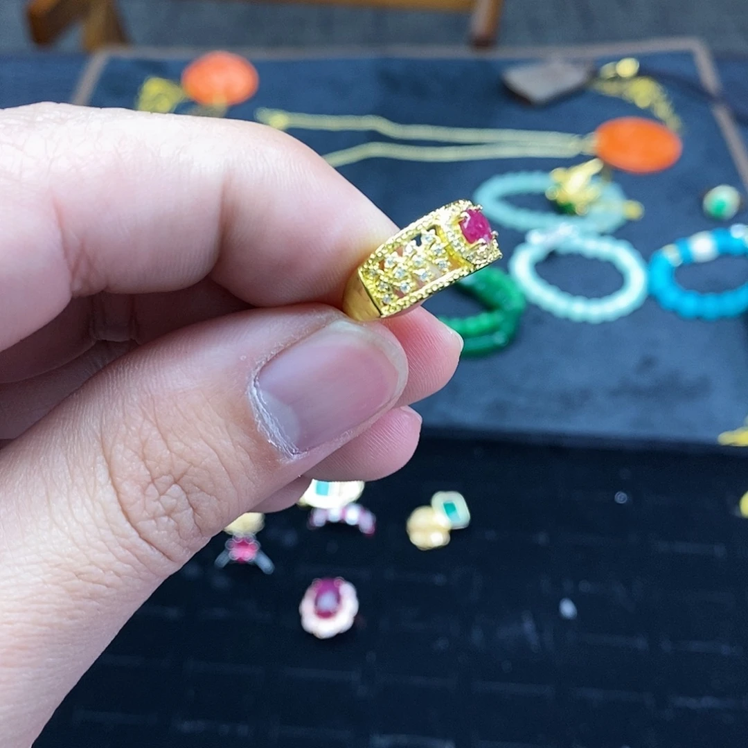 翡翠14K金镶嵌耳饰