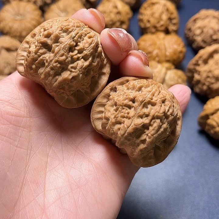 吊坠文玩核桃血麒麟42