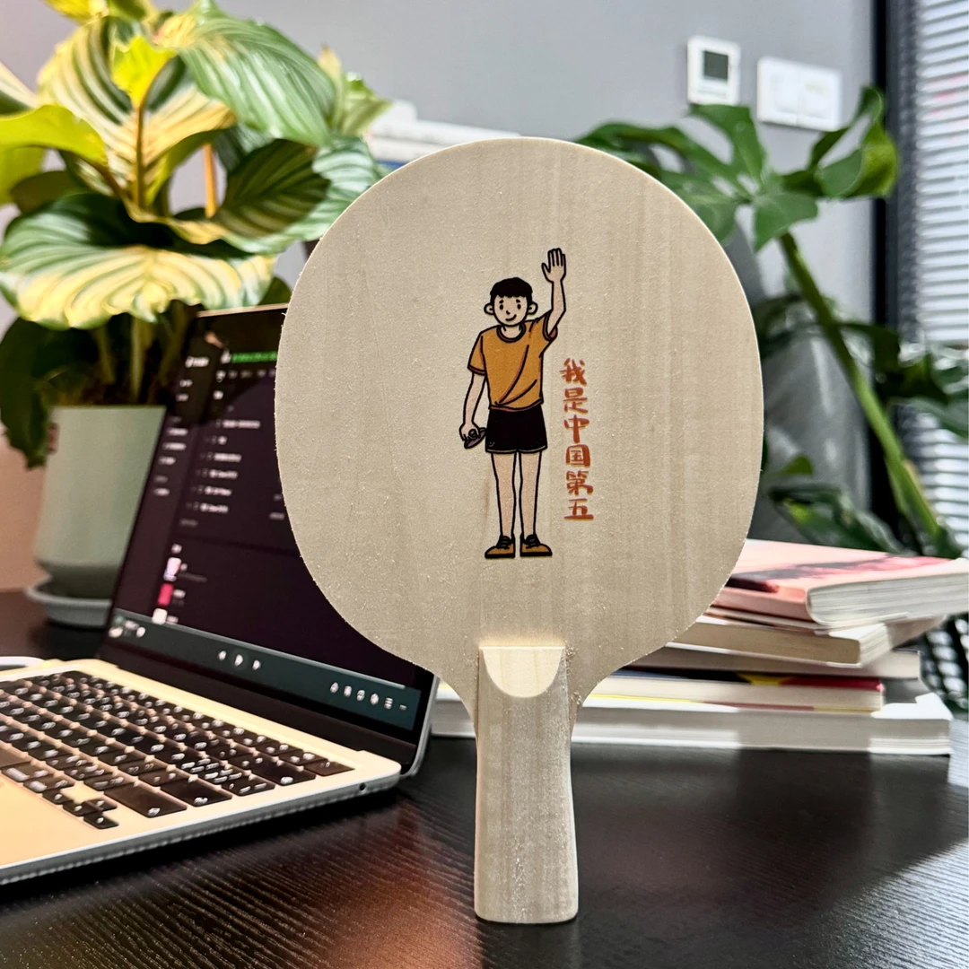 YODOLOOPX与东上研制漫画版可爱纪念球拍