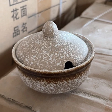 微瑕，不能明火，长8高度4，4套辣椒罐