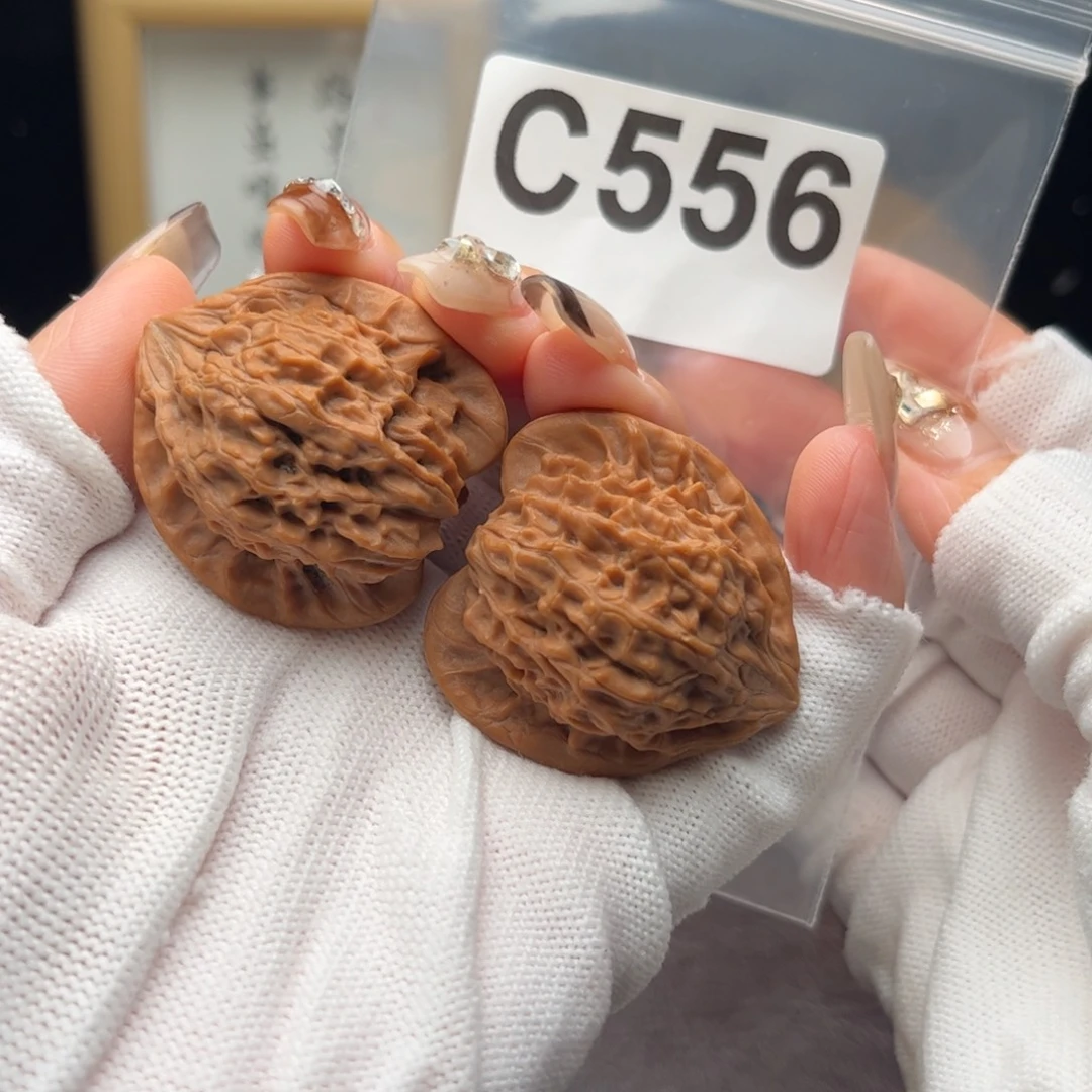 文玩核桃把件37七步沟c556