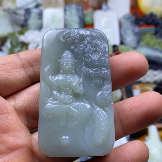 颈饰未镶嵌和田玉