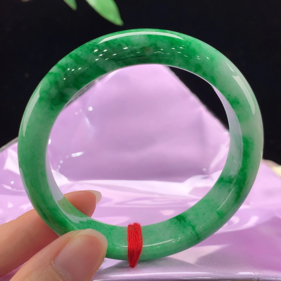 翡翠手镯未镶嵌111-1231