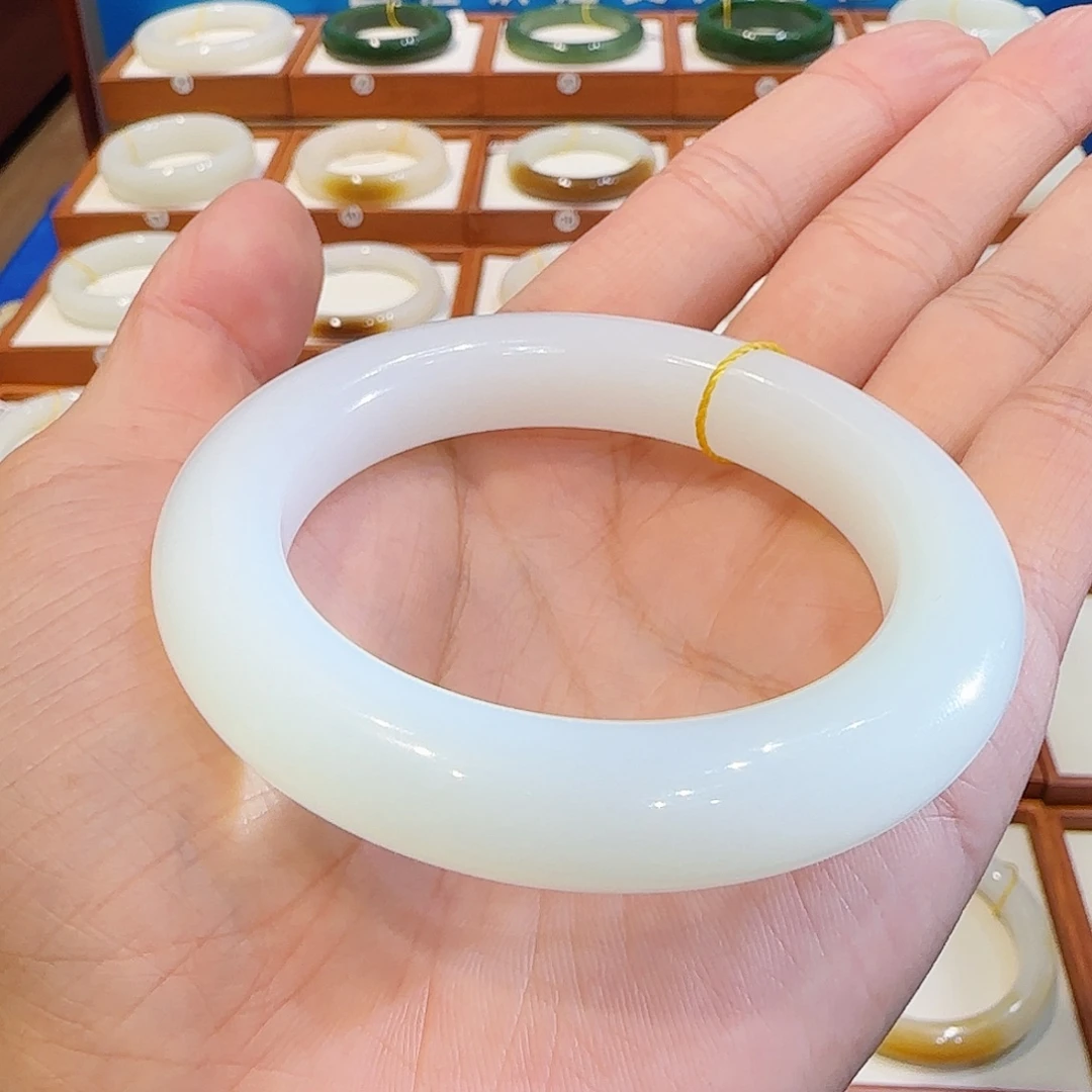 和田玉未镶嵌手镯新疆羊脂白玉55 56 57