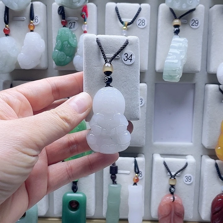 玛瑙/玉髓颈饰未镶嵌