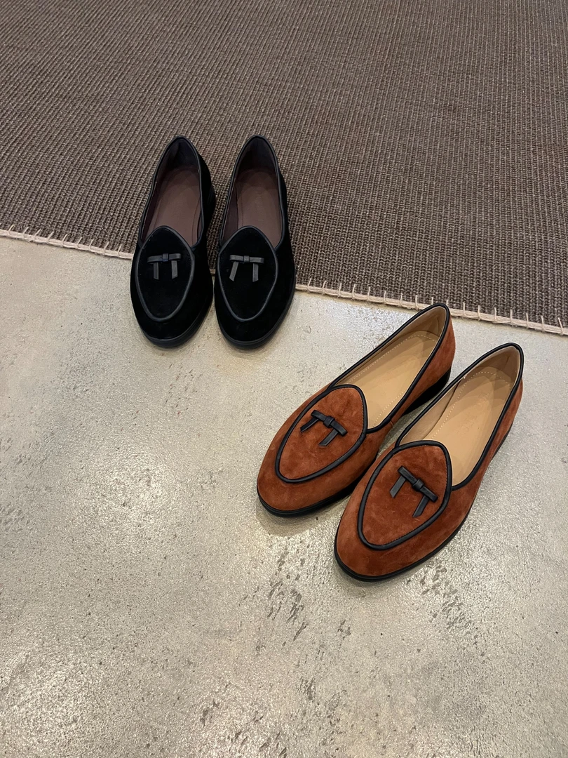 低跟平底圆头蝴蝶结中口平跟单鞋平底鞋黑色复古方头女士鞋子新款