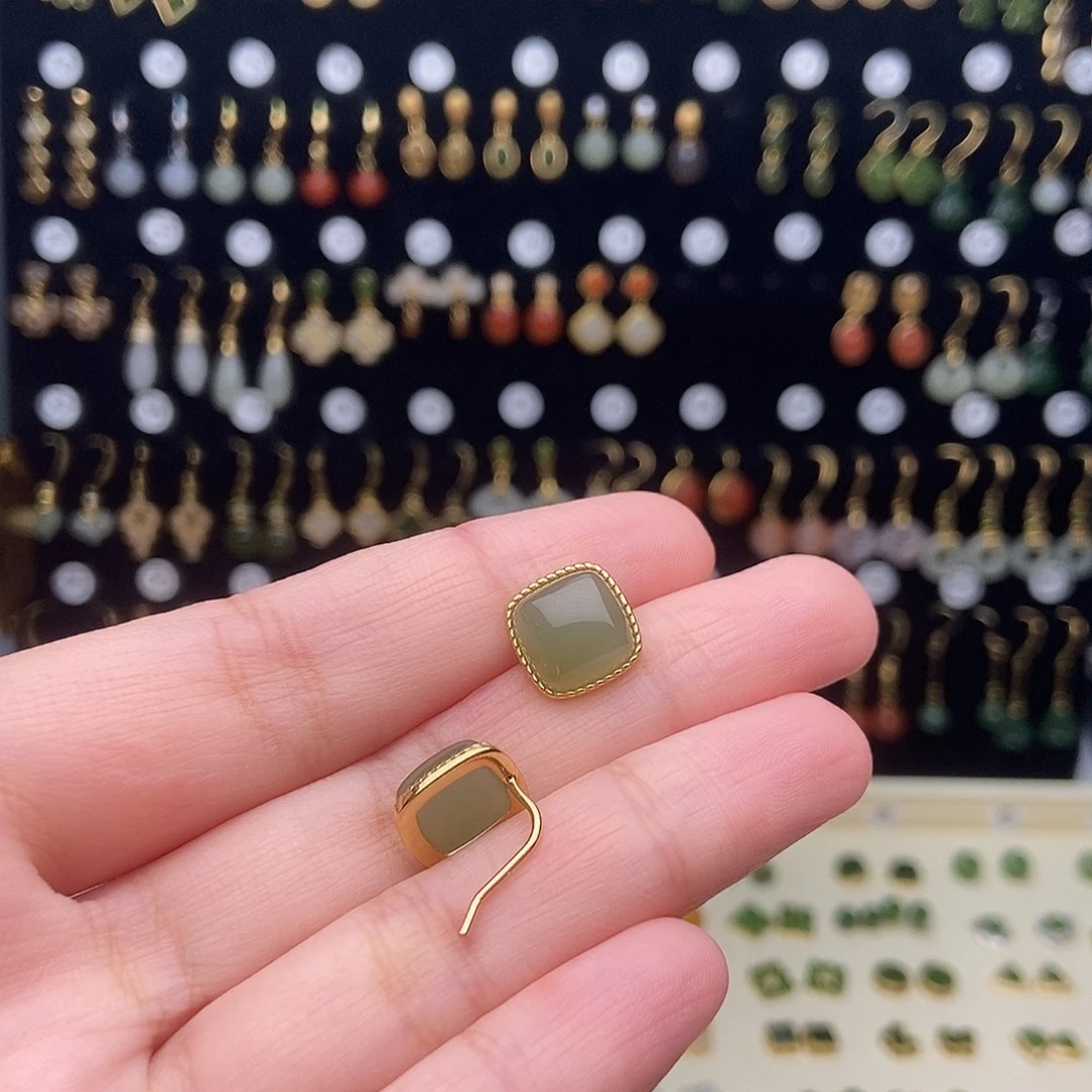 和田玉银S925镀金镶嵌耳饰