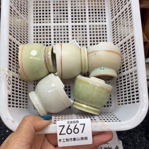 紫砂花盆微瑕667口径3厘米左右