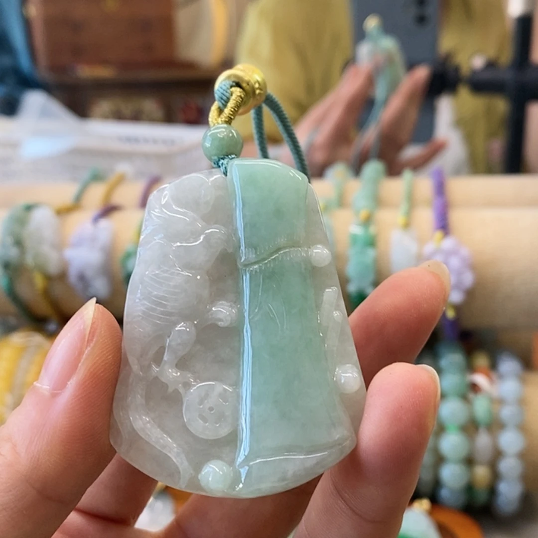 未镶嵌挂件翡翠翡翠挂件