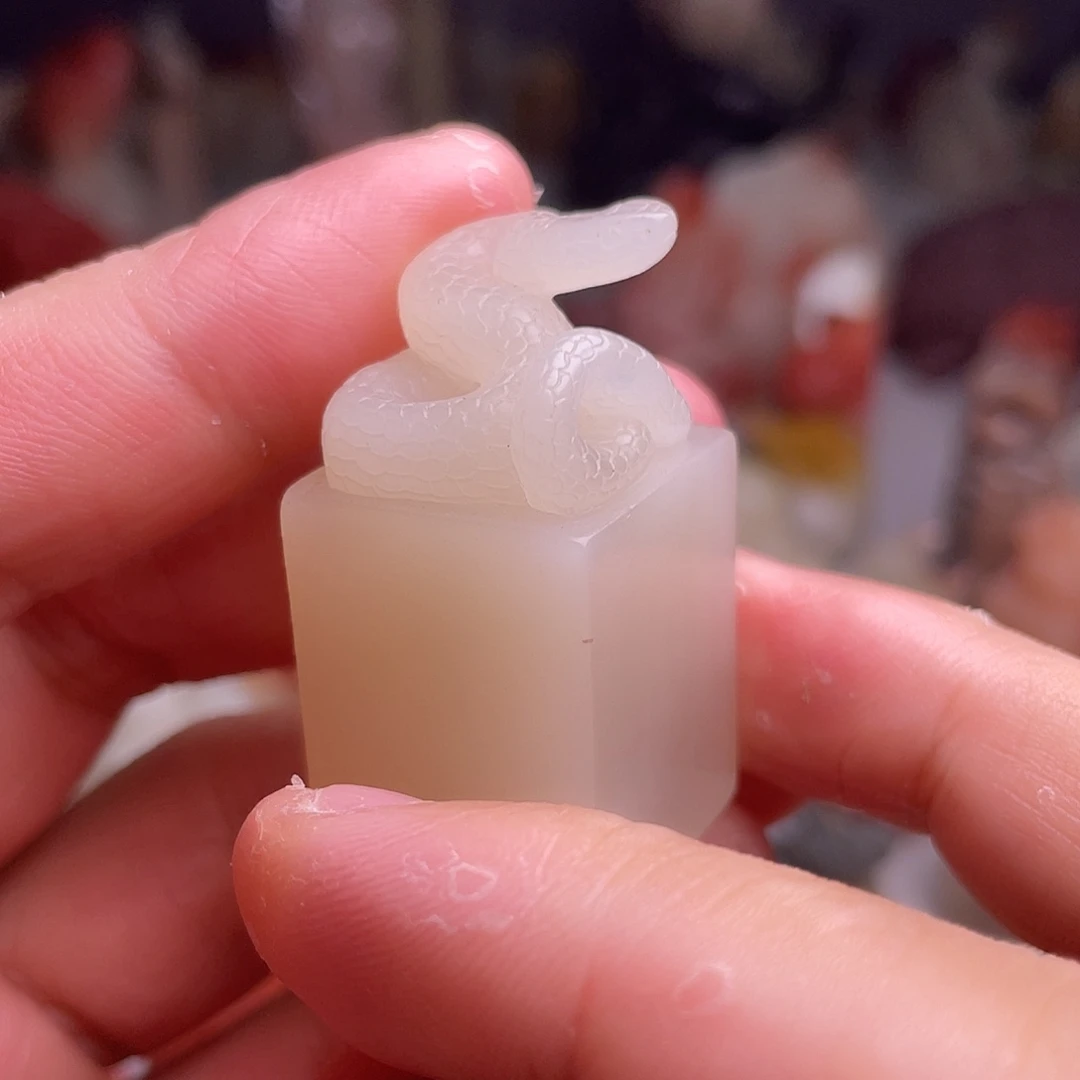 老挝石小白蛇印章