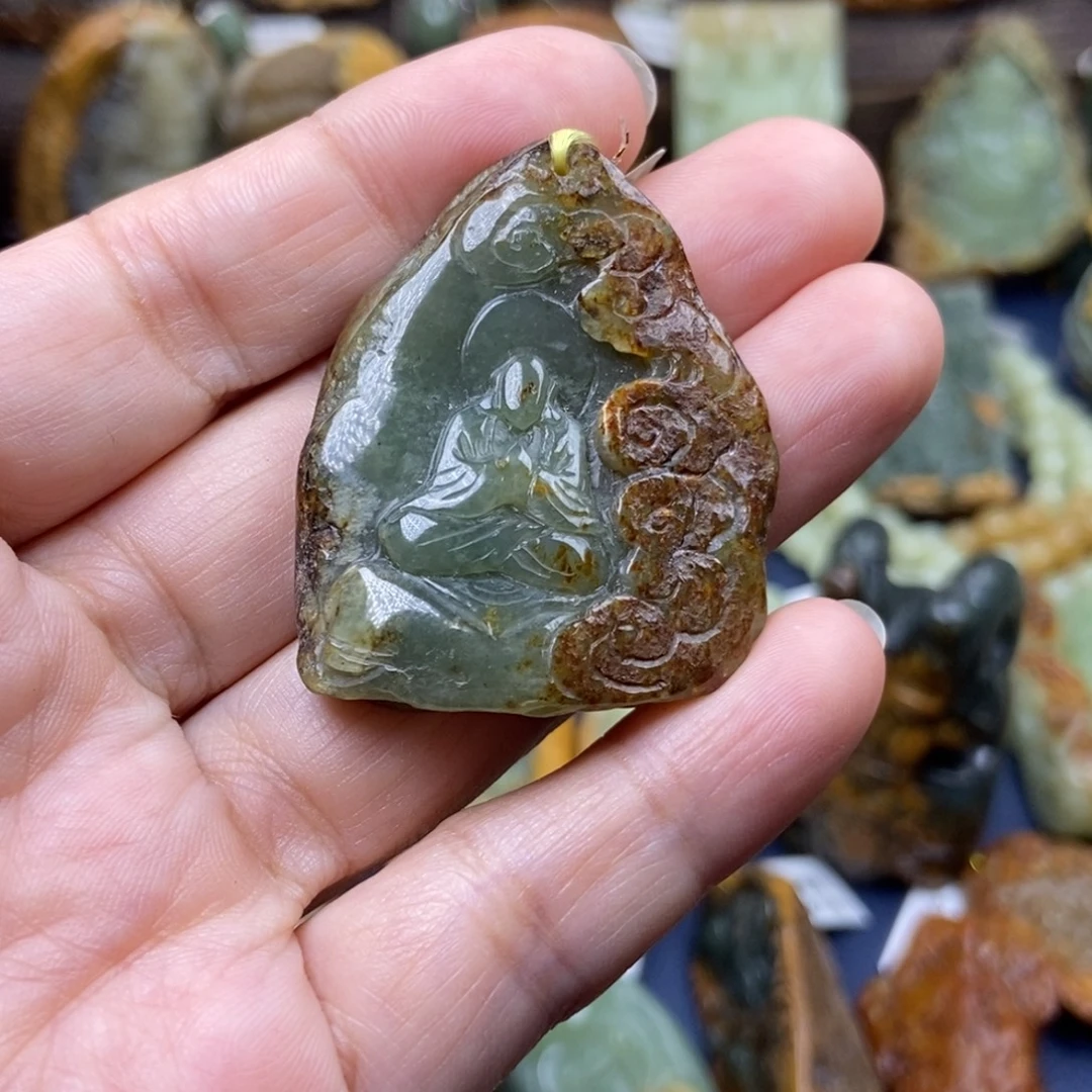 玉***月岫岩河磨玉（透闪石质玉）未镶嵌珠宝奇石
