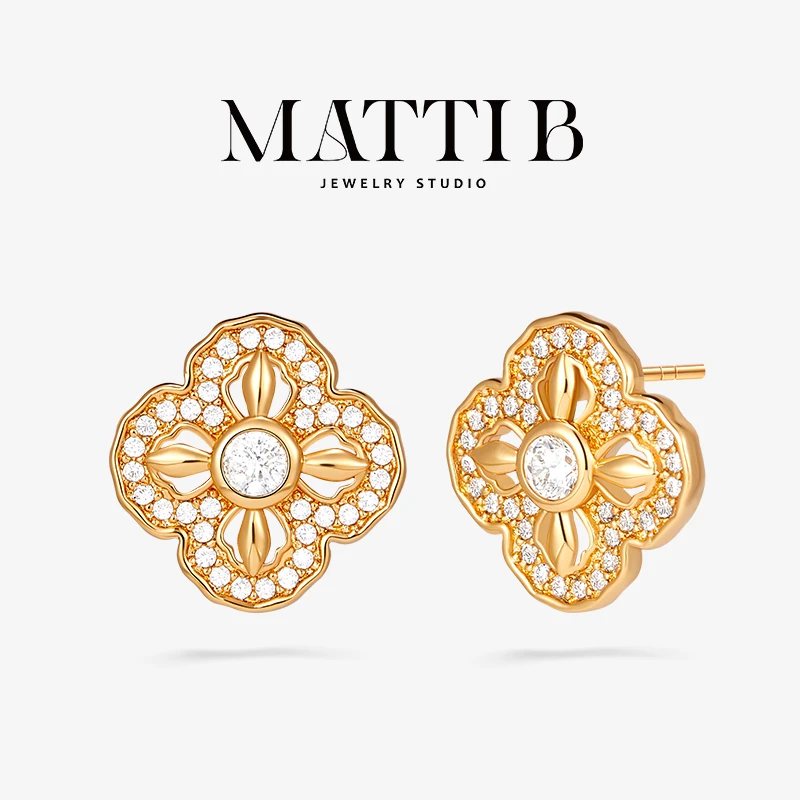 铜合金合成锆石耳饰 复古高级感金刚杵轻奢四叶草百搭耳钉女1931