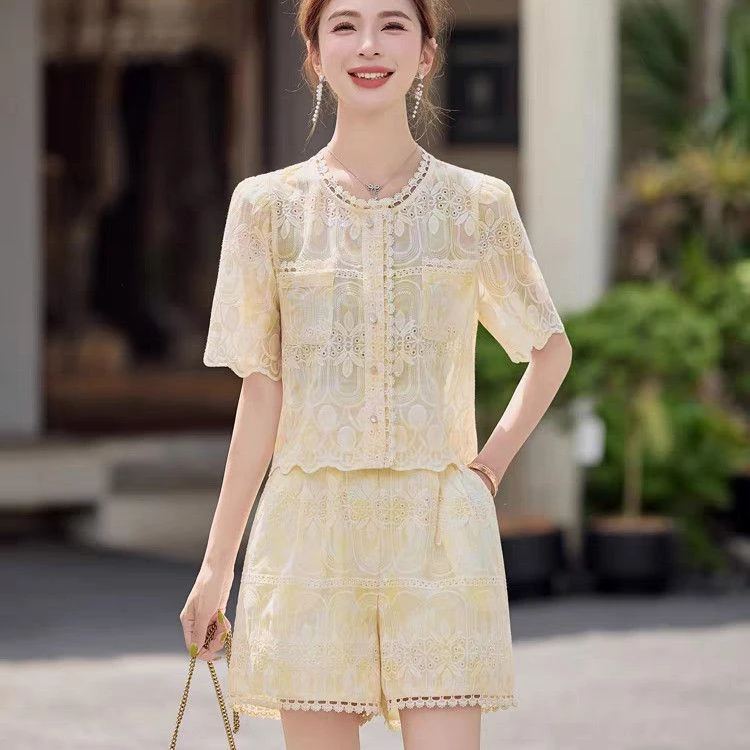 法式小香风套装女2025夏季新款小个子气质名媛时尚洋气短裤两件套