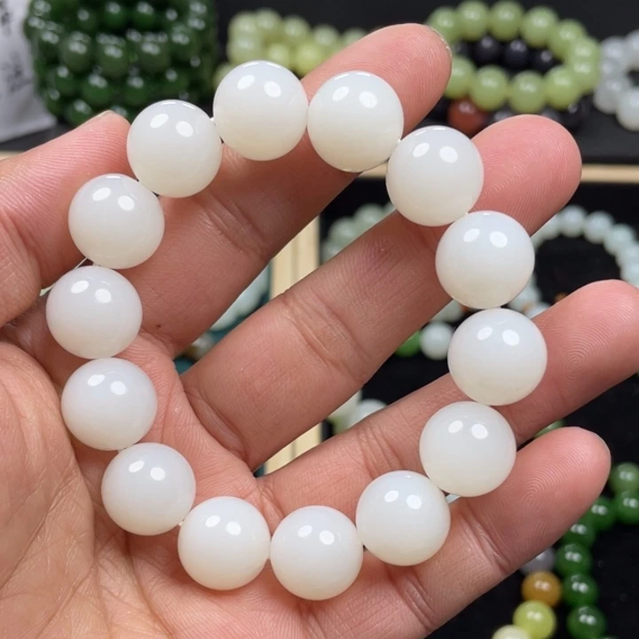 和田玉手串未镶嵌