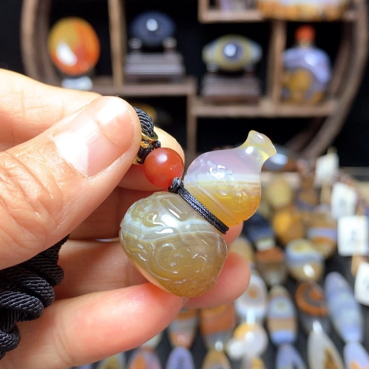 未镶嵌颈饰玛瑙/玉髓