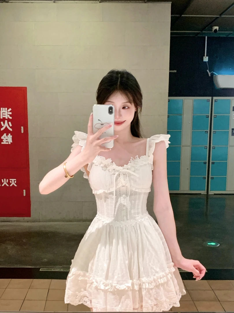 梨白绘夏 刺绣花边甜美收腰小飞袖初恋小白裙蓬蓬裙