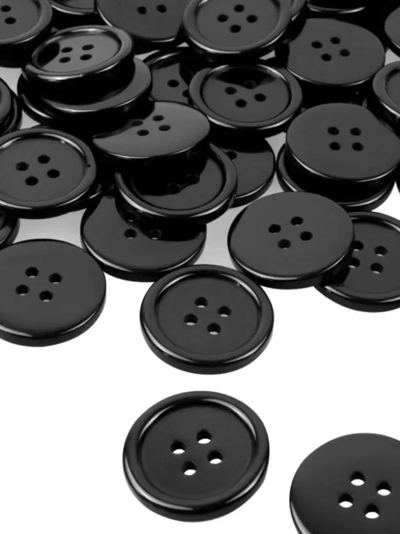 高档树脂圆形黑色四眼纽扣适合大衣风衣西服等多种衣物