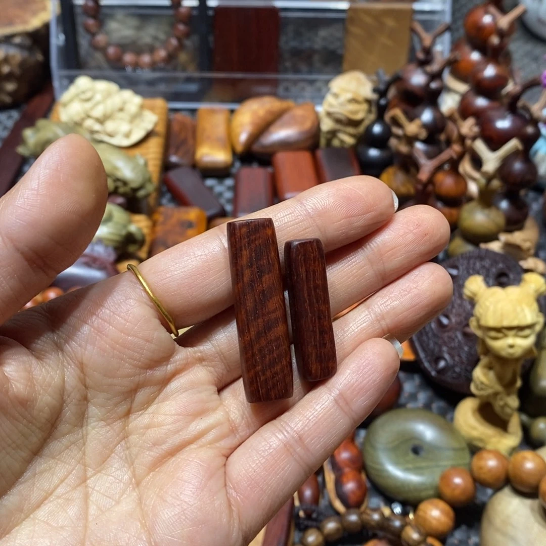 檀香紫檀（小叶紫檀）向***了