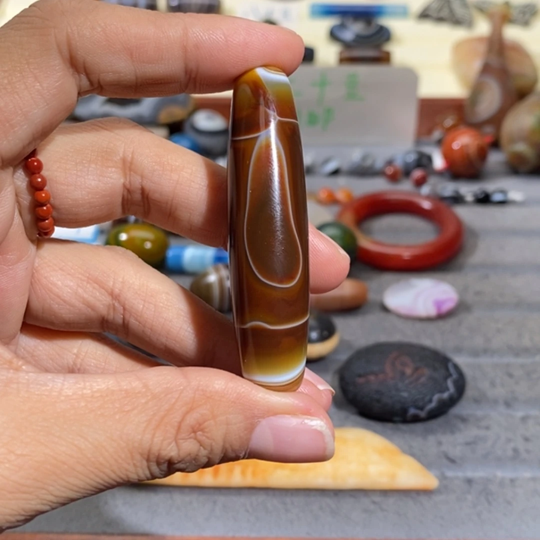 哈***登玛瑙/玉髓合金颈饰