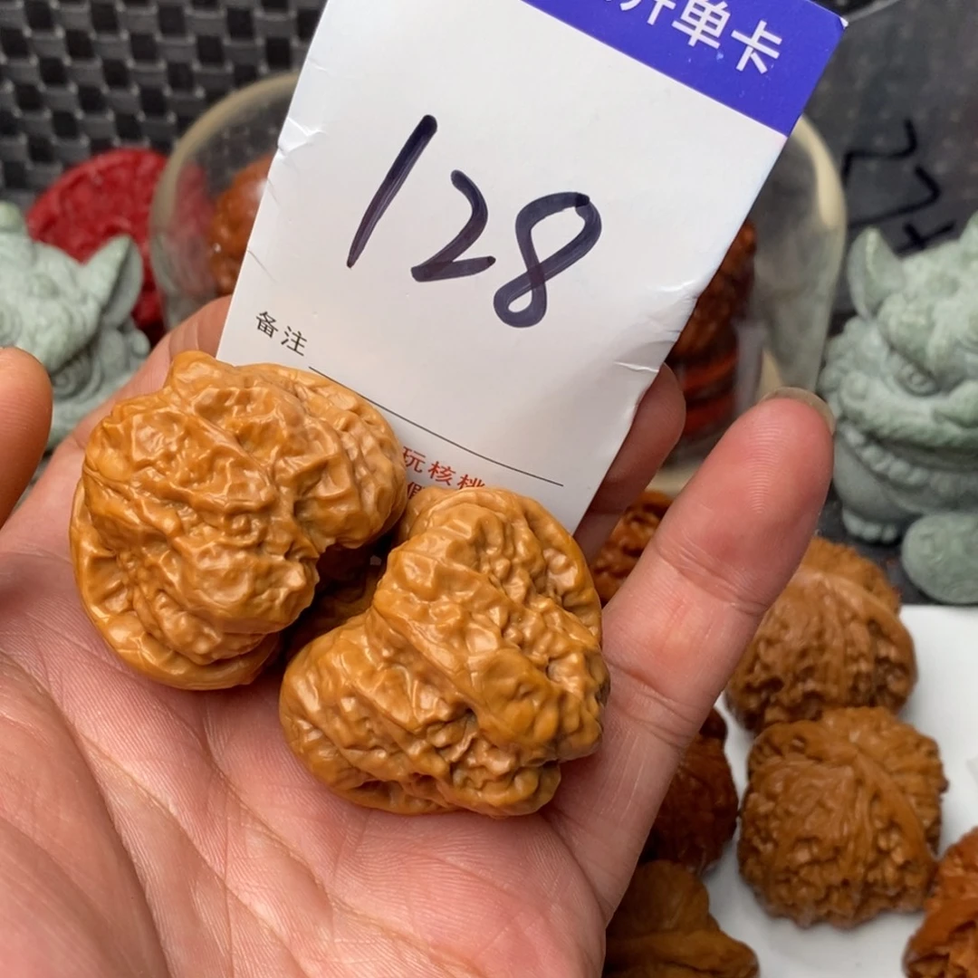 文玩核桃吊坠核桃