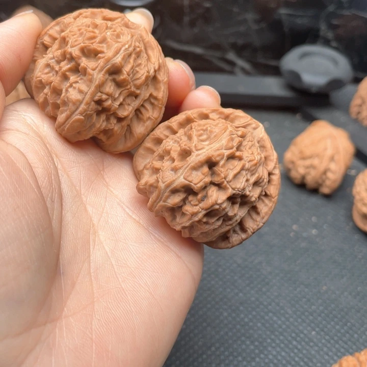 核桃手串/手链三*白狮子42尺全品无修