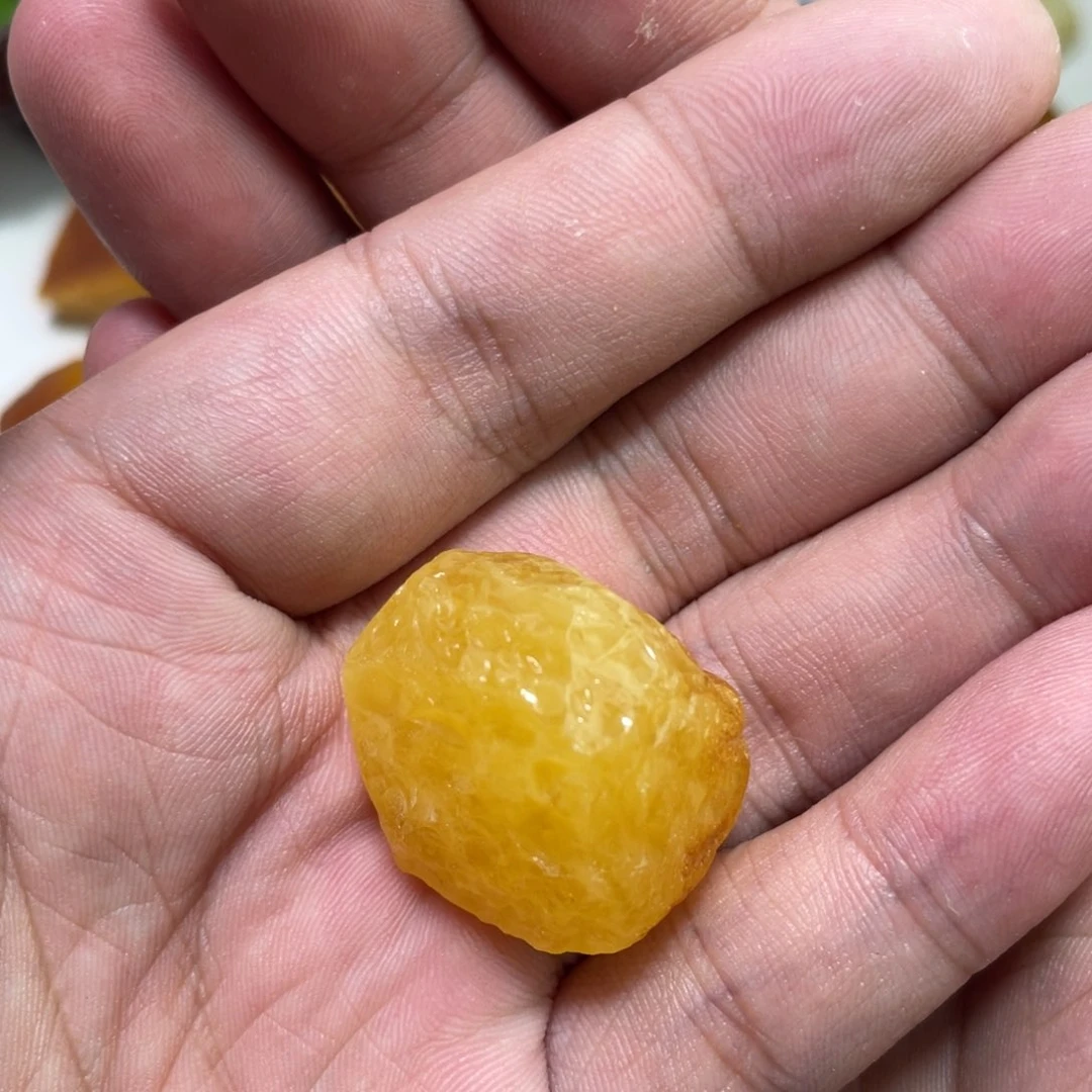 定制琥珀俄料蜜蜡